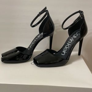 Womens Shoes